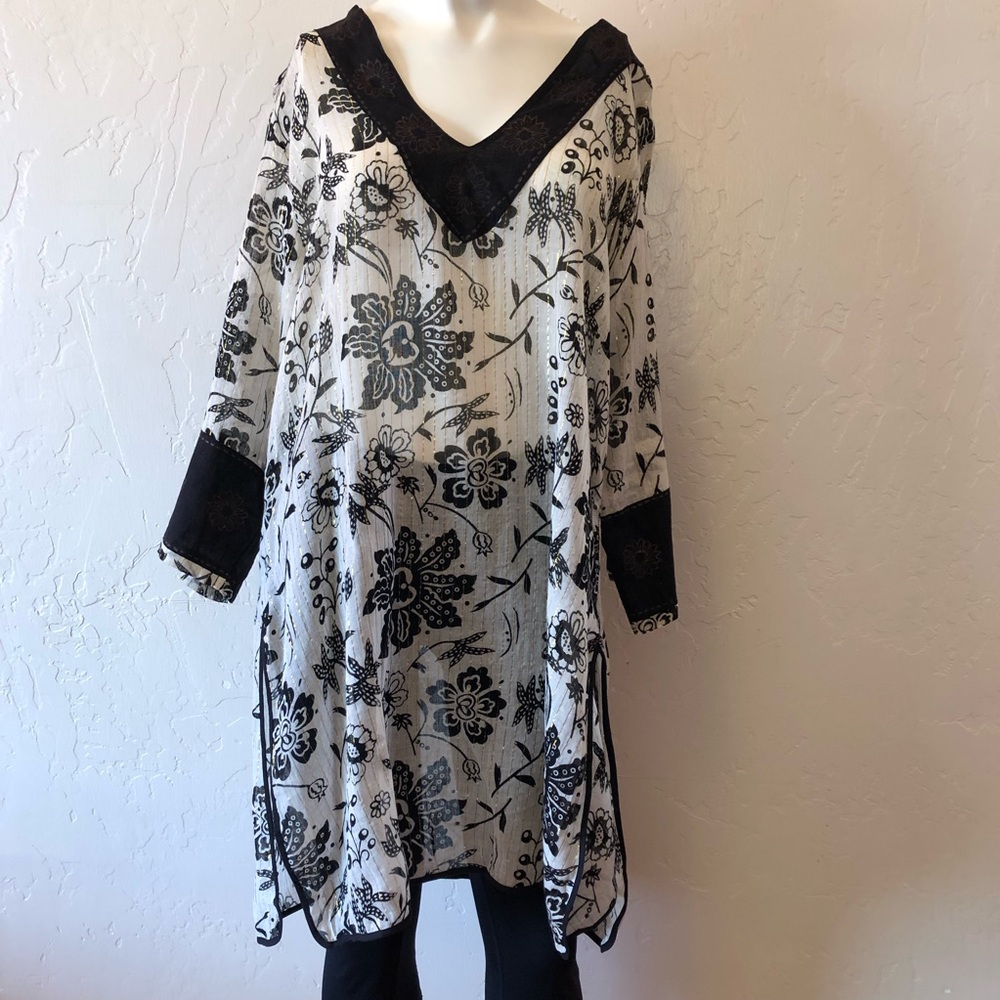 Pineapple cove sheer swim cover up size large